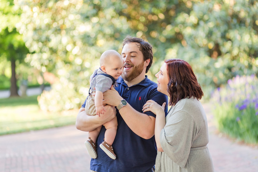Outdoor spring golden hour session | Columbia, SC Family Photographer